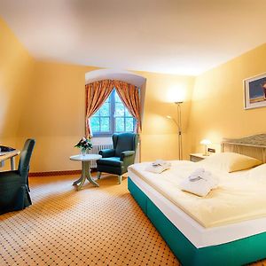 Economy Zimmer mit Kingsize-Bett